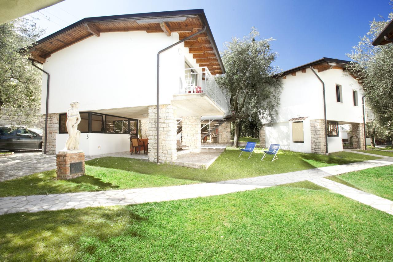 Villaggio Albergo Casa E Lago برنزوني سول جاردا المظهر الخارجي الصورة