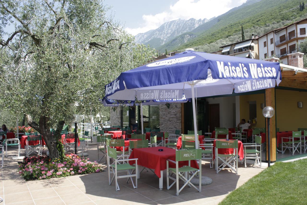 Villaggio Albergo Casa E Lago برنزوني سول جاردا المظهر الخارجي الصورة