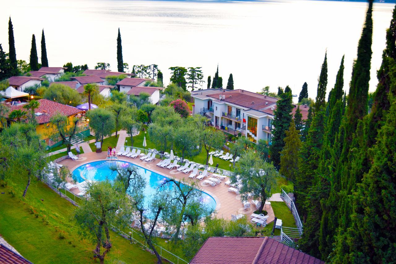 Villaggio Albergo Casa E Lago برنزوني سول جاردا المظهر الخارجي الصورة
